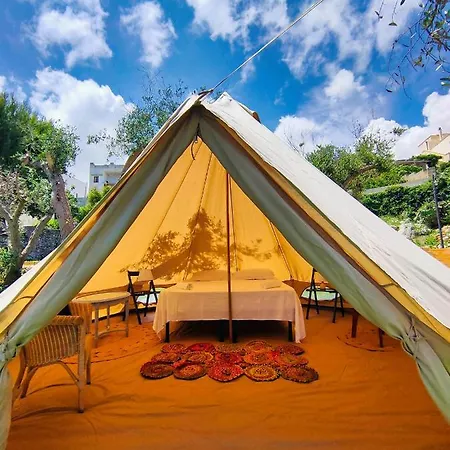 Tende Glamping Vista Mare Bed and Breakfast