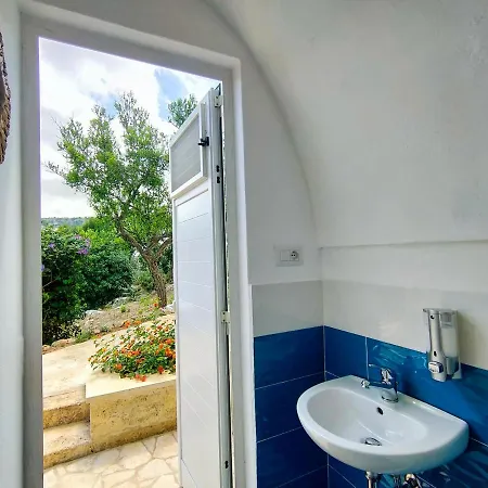 Bed and Breakfast Tende Glamping Vista Mare 3*